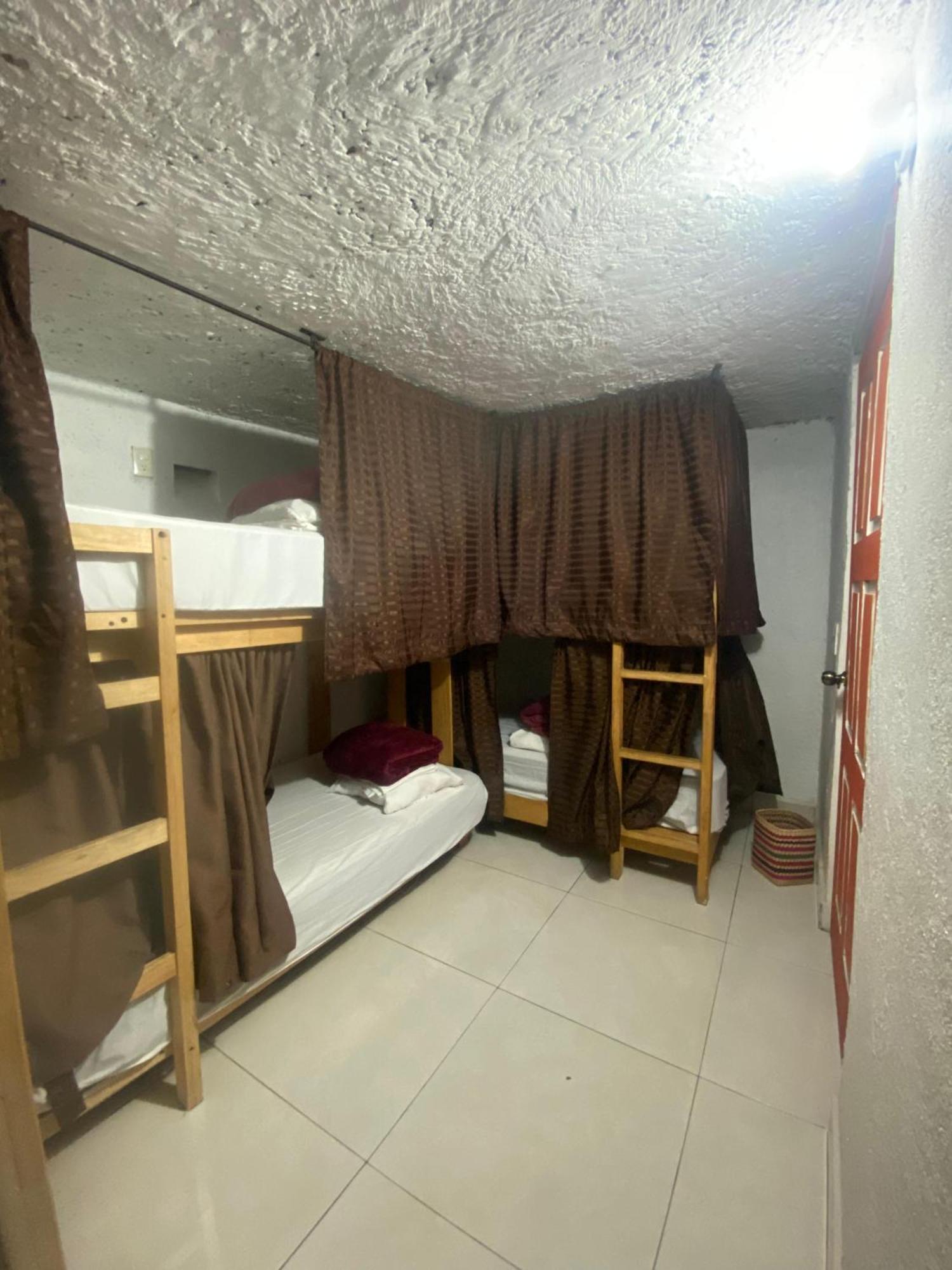 Hostal El Alebrije Valle de Bravo Exteriér fotografie